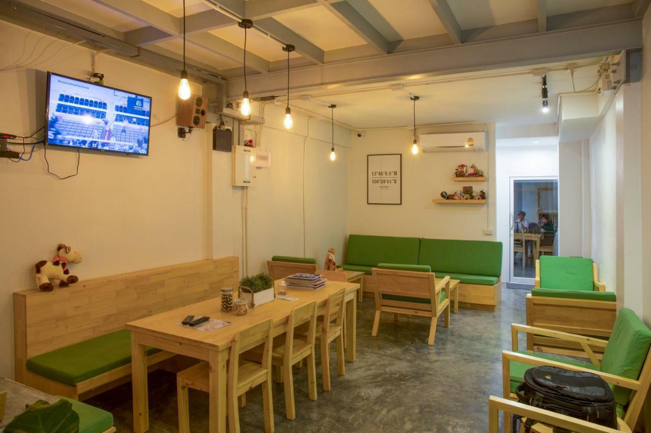 Ekanake Hostel Бангкок Экстерьер фото